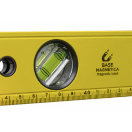 Nivel magnético de aluminio 18" Surtek