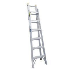 TT2 Escalera tipo taburete de aluminio con 2 peldaños Surtek